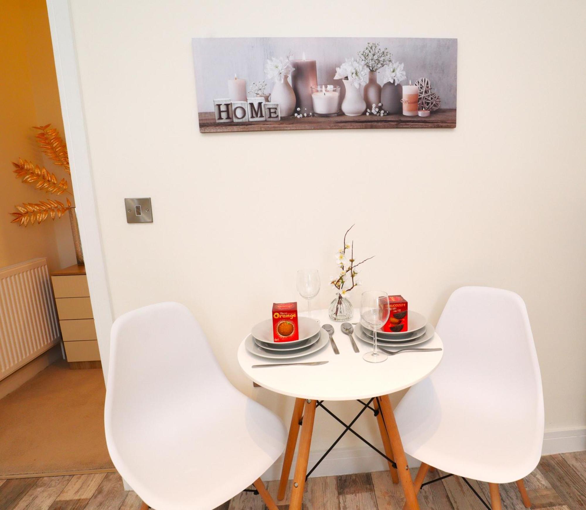 Modern, Stylish One Bedroom With Garden Long Stay Welcome Істборн Екстер'єр фото